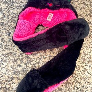 Girls fuzzy black hat attached scarf and mittens